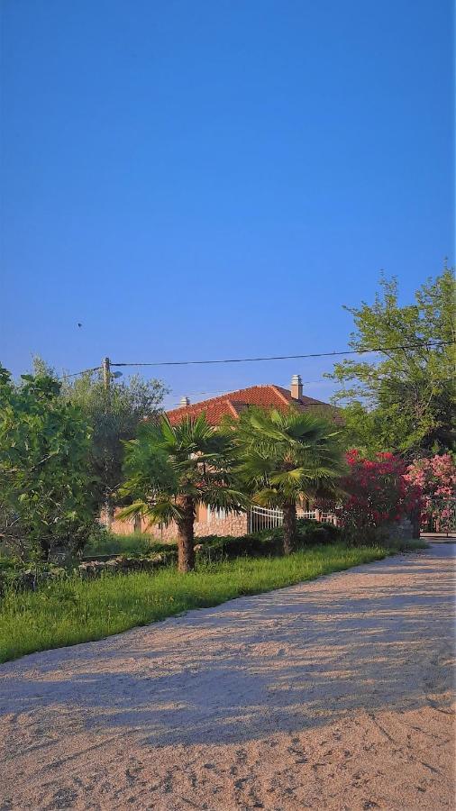 Holiday House Vela Vrta Sveti Ivan Dobrinjski Экстерьер фото