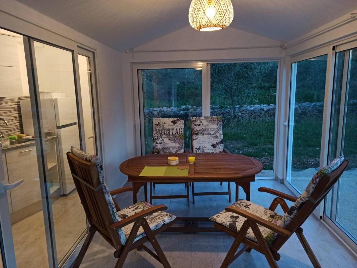 Holiday House Vela Vrta Sveti Ivan Dobrinjski Экстерьер фото
